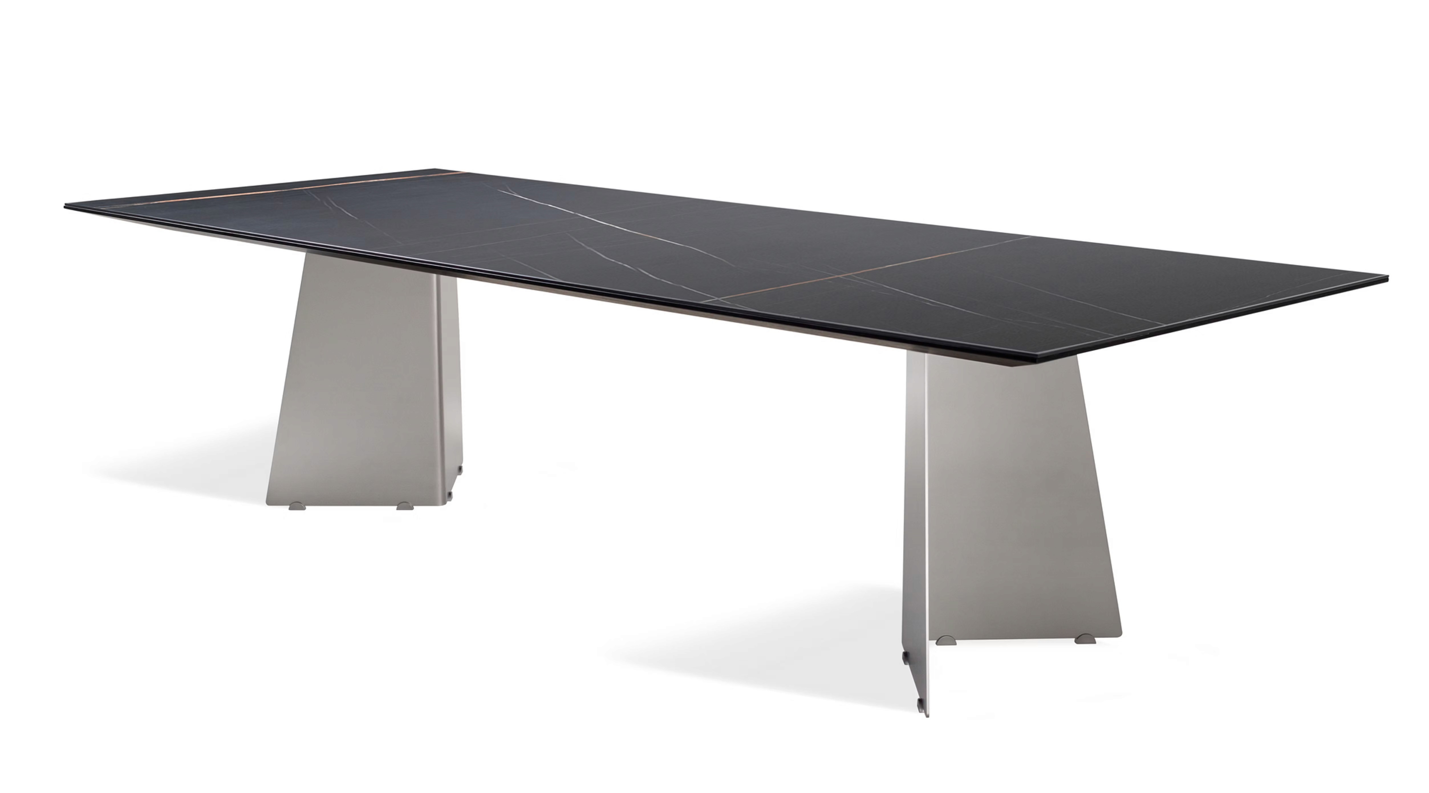 Mesa de jantar Garoni